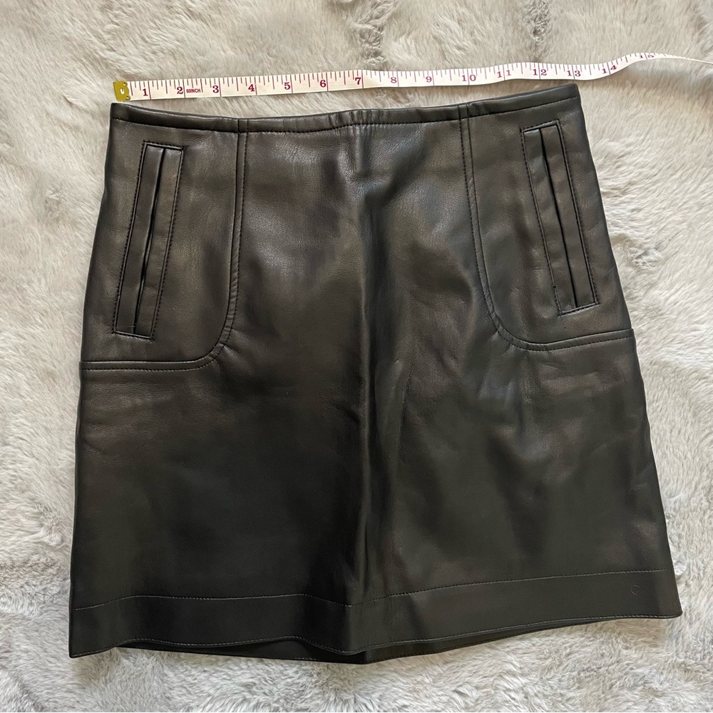 H&M Vegan Faux Leather Mini Skirt Size 2 Black - Picture 9 of 9